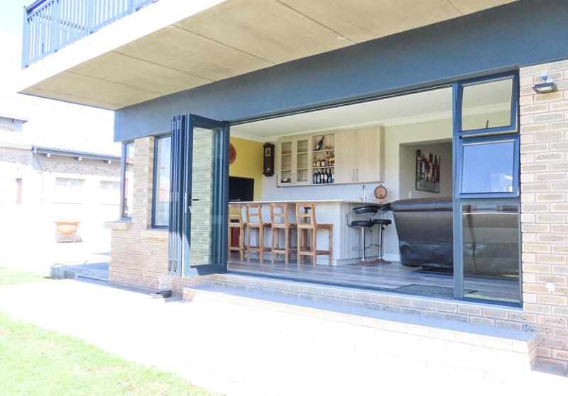 5 Bedroom Property for Sale in Reebok Western Cape